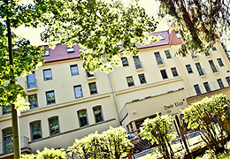 www.dwor-elizy.pl