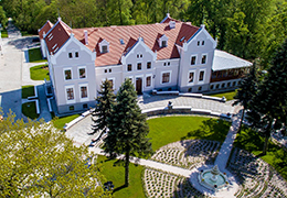 www.palacmortegi.pl