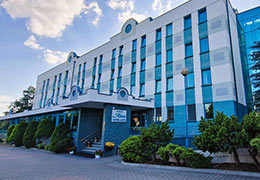 www.hotelalma.pl